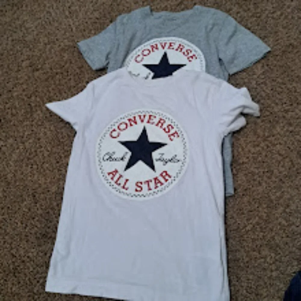 Converse Shirts set of 2 Kids size small size 8/10 Grey‎ and white with logo
